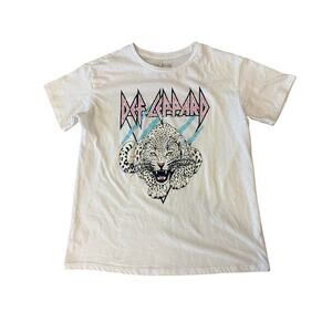 DEF LEPPARD Band Concert Music Group Tee T-Shirt Women size XL